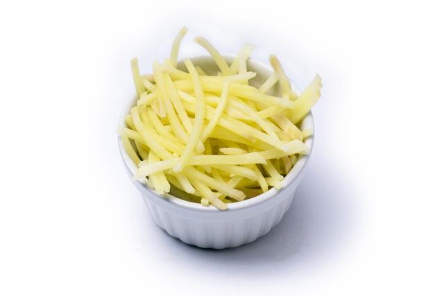 Aardappel in reep 2 mm per kilo