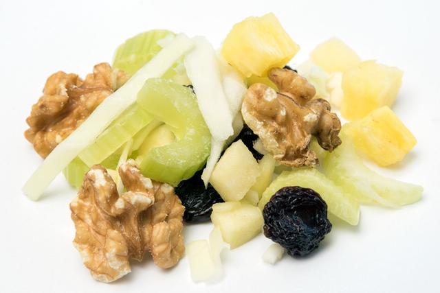Waldorfsalade met dr Zonder waln kg
